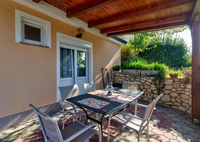 Mit Terrasse By Interhome *